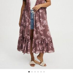 Torrid Mauve Floral Duster Vest